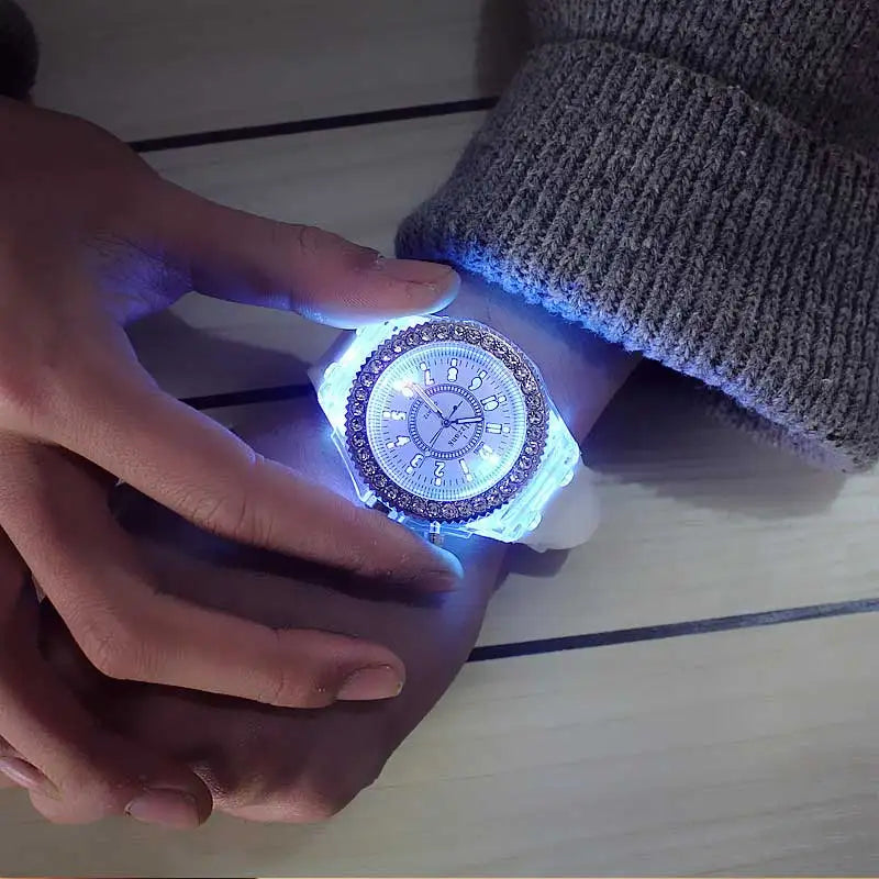 Relógio de Pulso de Silicone com Luz LED e Strass – Unissex (Adultos e Crianças) – Estilo Fashion